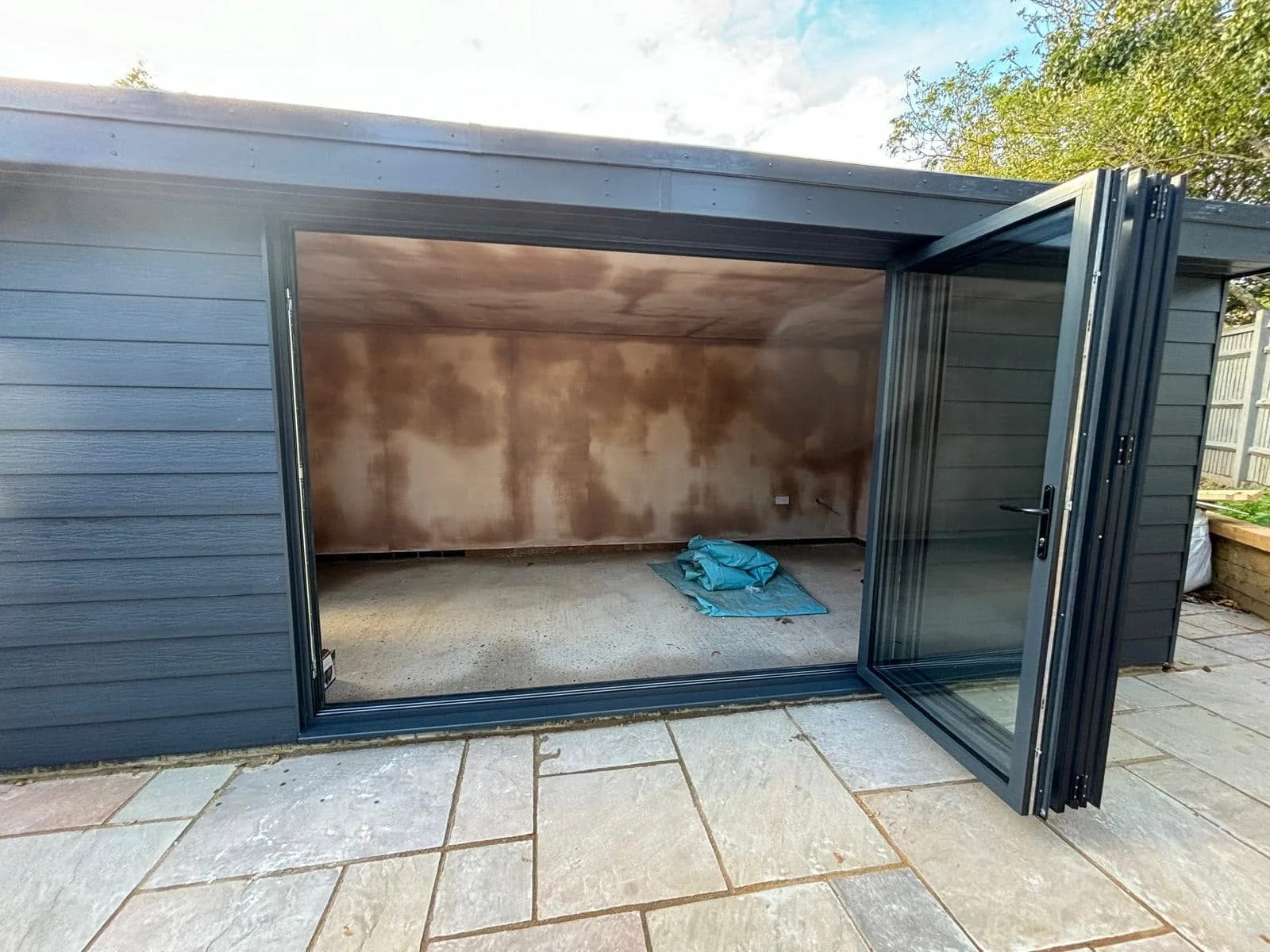 Garden room installation in Canterbury